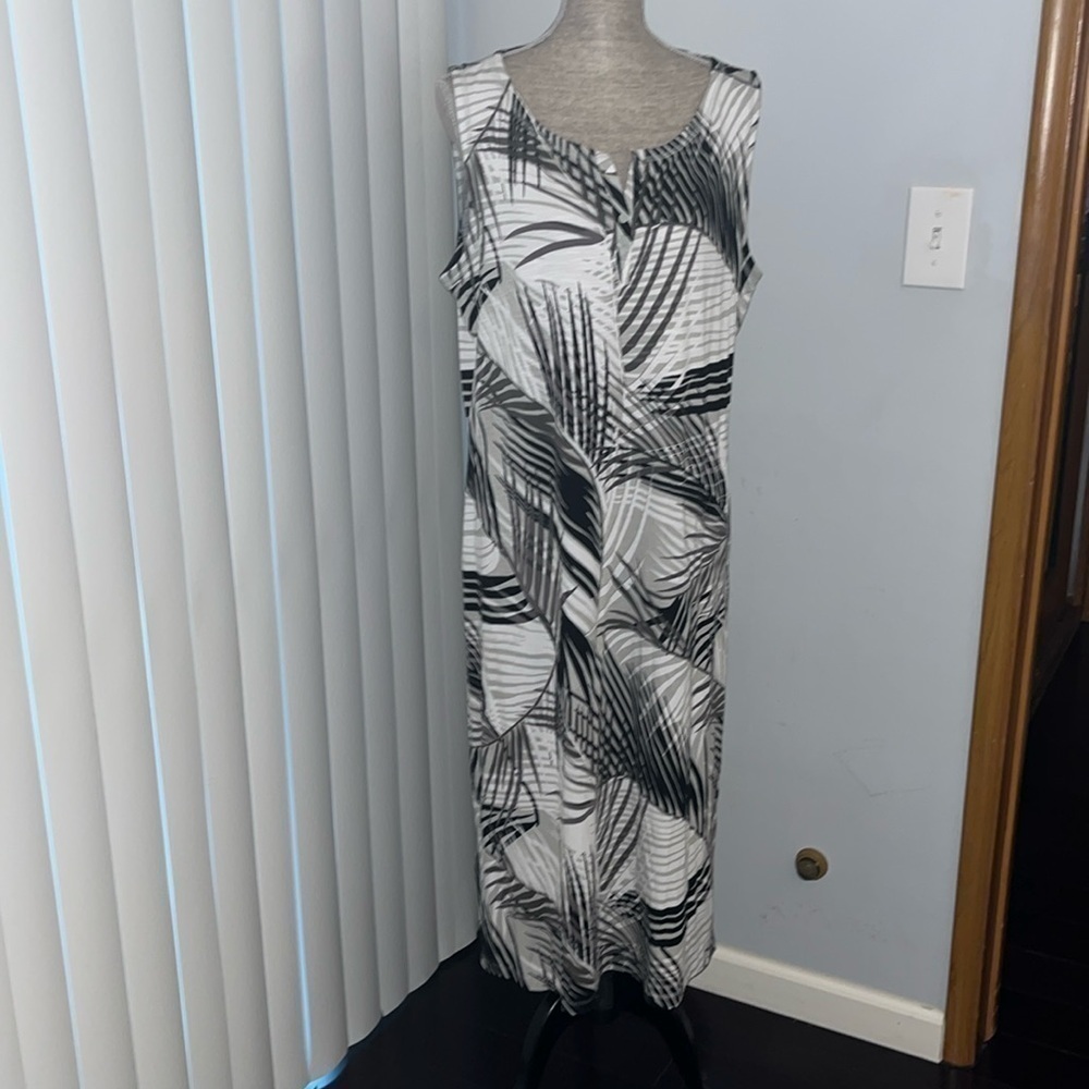 Talbots Dresses Talbots Grey White Palm Leaves Painted Fronds Midi Dress XL